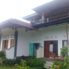 Отель Aris Homestay And Warung Made, фото 1