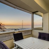 Отель Beautiful Lock up and go in Sea Point With Ocean Views Sundowner Views, фото 2