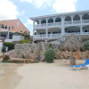 Отель Sea-view Apartment in Mambo Beach Near Seaaquarium, фото 15