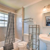 Отель Murrells Inlet Upstairs Unit: 1 Block to Beach!, фото 9