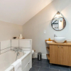 Отель The house next door - 6 people - 3 bedrooms - 2 bathrooms, фото 9
