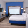 Отель Holiday Inn Express & Suites Houston E - Pasadena, an IHG Hotel, фото 2