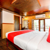 Отель OYO 24920 Indraprastha Royal Castle Sharing Houseboat, фото 30