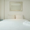 Отель Homey And Comfort Stay 2Br Bellezza Apartment, фото 17