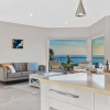 Отель Clifftop Family Retreat With Views Pool, фото 12