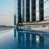 Отель Sheraton Hong Kong Tung Chung Hotel в Гонконге