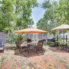Отель Central Albany Home With Covered Porch & Patio!, фото 12