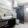 Отель S&A 3Br Holiday Home, фото 11
