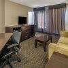 Отель La Quinta Inn & Suites by Wyndham Anaheim, фото 11