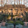 Отель Bastide de la Felicité - St. Remy-de-Provence, Sumptuous Bastide with Glorious Garden, 2 Beautiful P, фото 8