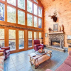 Отель Rivers Edge, 3 Bedrooms, Sleeps 8, On Stocked Stream, Hot Tub, Grill, фото 16
