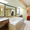 Отель Comfort Inn & Suites Fishers - Indianapolis, фото 22