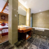 Отель Lijiang Bairui Vacation Hotel, фото 11