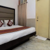 Отель OYO 16359 Optimum Sheela Inn, фото 14