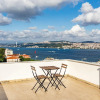 Отель Central Apartment With Bosphorus View in Cihangir, фото 21