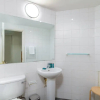 Отель Charming 2 Bed Home In West Kensington Fits 4, фото 7