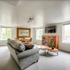 Отель JOIVY Modern Scottish Apt. Next to Royal Mile w/ Parking, фото 5