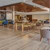 Отель Holiday Inn Express Louisville Airport Expo Center, an IHG Hotel, фото 26