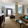 Отель Comfort Suites at Katy Mills, фото 6
