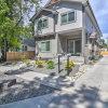 Отель Gorgeous Loveland Townhome < 1 Mi to Downtown, фото 1