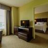 Отель Embassy Suites by Hilton Minneapolis North, фото 3