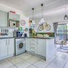 Отель Chic Midtown Studio-1 Bed-solar-pool-fibre-samrand, фото 7