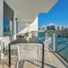Отель Stunning 2BR 2BA  Bay Harbour with Pool, фото 12