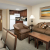 Отель Staybridge Suites North Brunswick, an IHG Hotel, фото 4