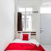 Отель RedDoorz Syariah @ Wisma Arya 2, фото 6