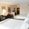 Отель Holiday Inn Express Hotel & Suites Cambridge, фото 3
