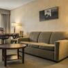 Отель Quality Suites London, фото 6