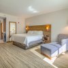 Отель Holiday Inn Express & Suites Gulf Shores, an IHG Hotel, фото 7