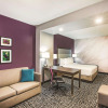 Отель La Quinta Inn & Suites by Wyndham McAllen La Plaza Mall, фото 7