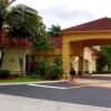 Отель La Quinta Inn & Suites Ft. Lauderdale Plantation в Плантации