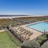 Отель Beach Condo Private Patio with a Great View of the Atlantic Ocean by RedAwning, фото 16