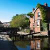 Отель Lock Keepers Cottage - Detached House in the City в Манчестере