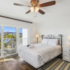 Отель Seacrest 301A is a Gulf Front efficiency unit on Okaloosa Island by RedAwning, фото 2