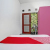 Отель OYO Life 92840 Wisma Morricco, фото 11