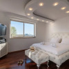 Отель Luxurious Villa with great location, фото 25