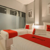 Отель RedDoorz Plus near Soekarno Hatta Airport 2, фото 5