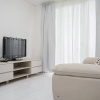Отель Modern Look And Comfy 2Br At Casa De Parco Apartment, фото 3