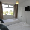 Отель Stanley House - Free Parking for multiple Vehicles by Cliftonvalley Apartments, фото 4