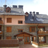 Отель Apartamentos wifi Baqueira & Aigüestortes con jardín privado, фото 1