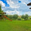 Отель Spacious Farmhouse In Valfabbrica With Pool, фото 10