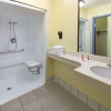 Отель Days Inn & Suites by Wyndham Union City, фото 7