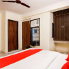 Отель Kartik House by OYO Rooms, фото 4