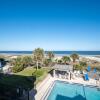 Отель Beachcomber 304, 2BRs, Pool, Beach, Near Mayo Clinic, Sleeps 4, фото 11