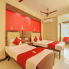 Отель OYO 11704 Ravi krishna guest house, фото 4
