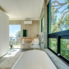 Отель Family Villa in the Heart of Camps Bay Bayon House, фото 9