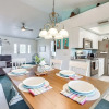 Отель Lakefront Venice Home: 4 Mi to Manasota Key Beach!, фото 11